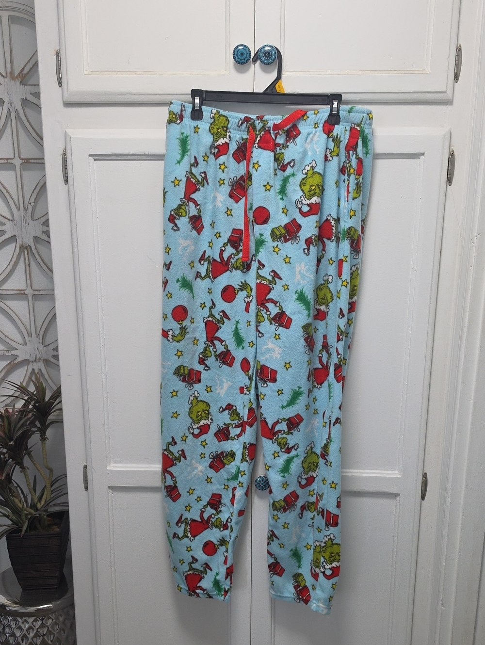 Womens Grinch Light Blue Holiday Pajama Pants
